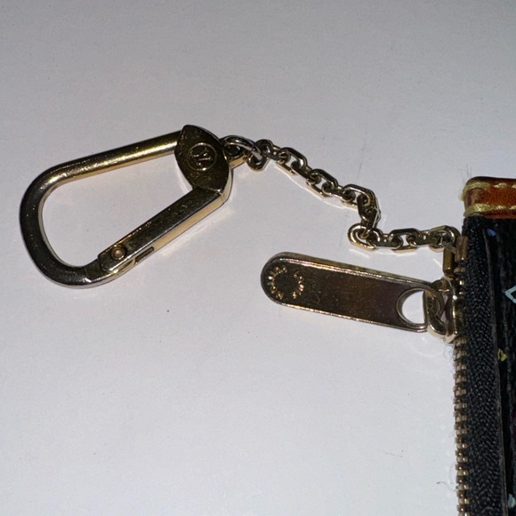 Louis Vuitton Murakami Keychain Wallet - Picture 3 of 6